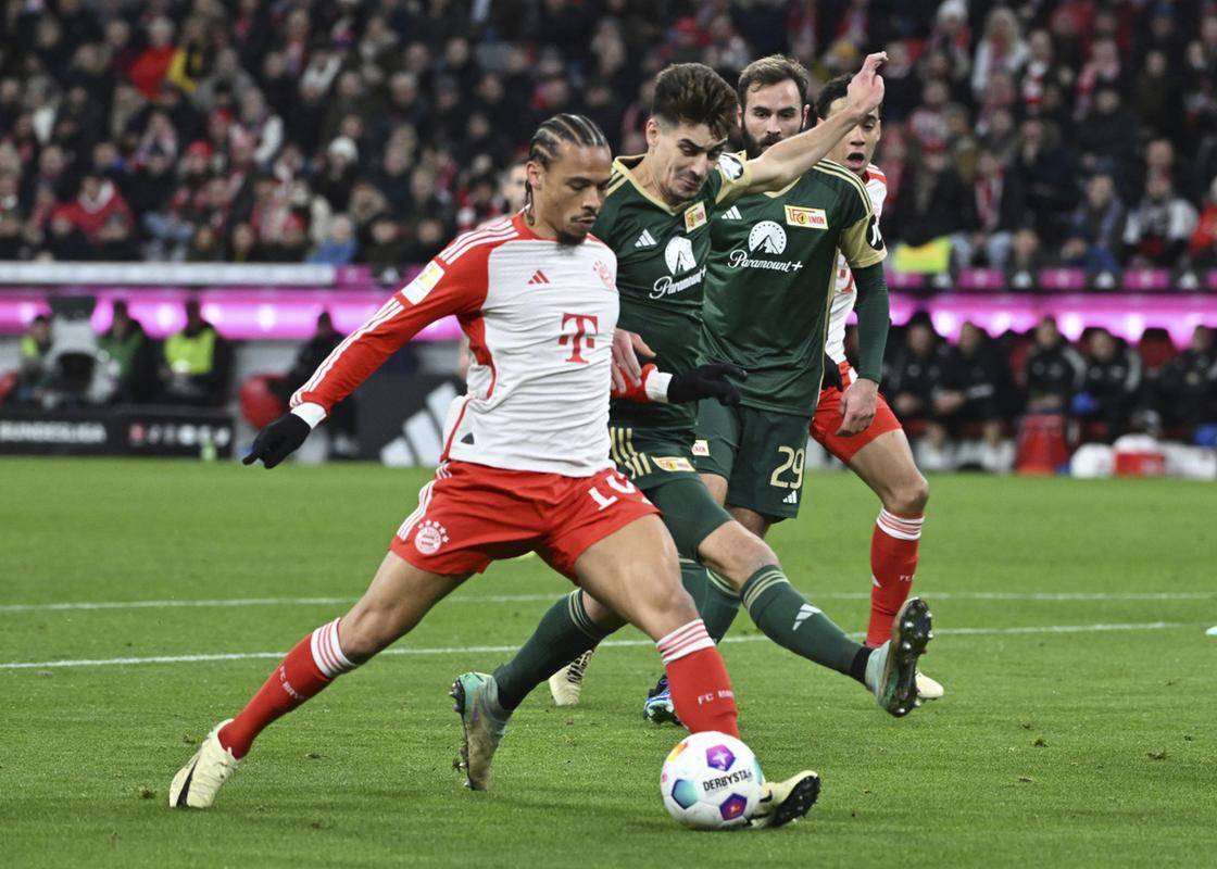 关于国际比赛日体能课后，法兰克福状态回暖备战德国杯，气氛紧张，身体对抗强度拉满的信息-英雄联盟